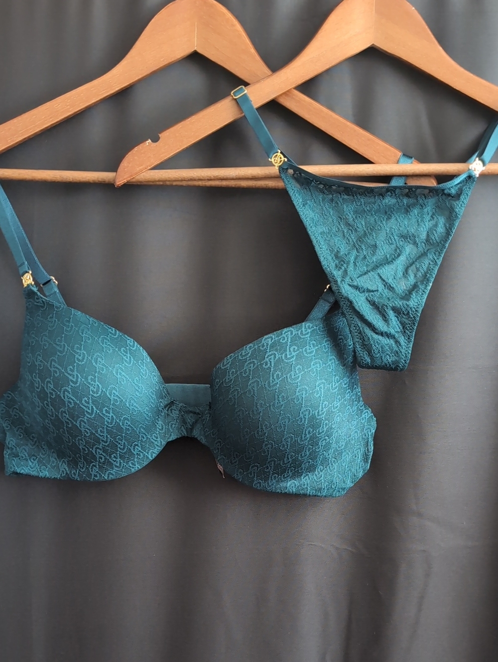 The Icon  Teal Lace Push-Up Bra & Thong Set